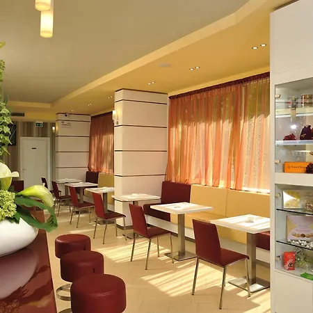 Olimpia Hotel 4*
