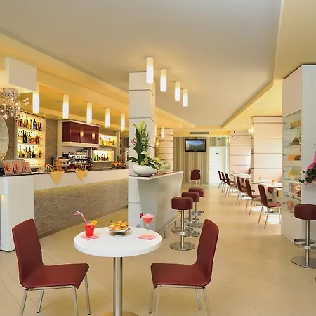 Olimpia Hotel 4*