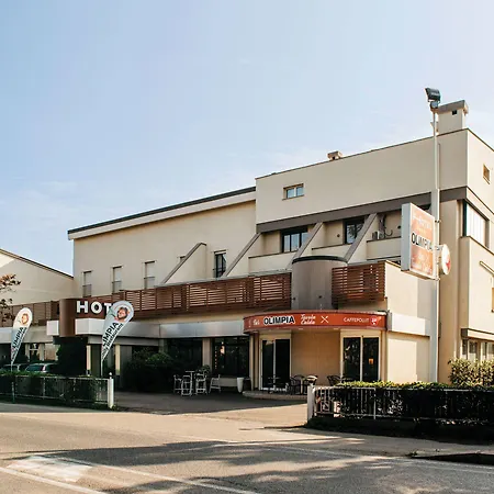 Olimpia Hotel 4*