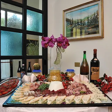 Olimpia Hotel 4*