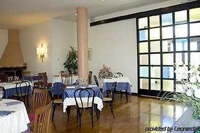 奥林匹亚酒店 4* 伊莫拉