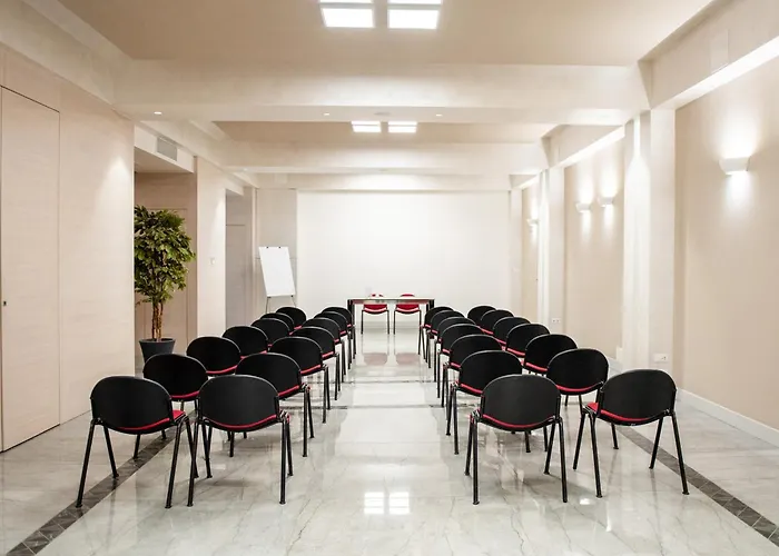 酒店 奥林匹亚酒店 4*